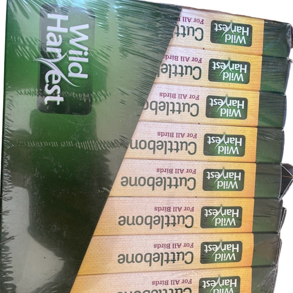 Wild Harvest Bird Cuttlebone Material Box Lot Of 8 Boxes Beak Trimmer Calcium B - Picture 2 of 3